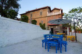 Hotels in Garli